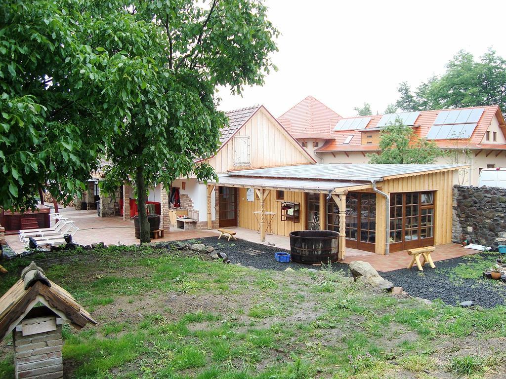 Edes Otthon Vendeghaz Otel Nagyborzsony Dış mekan fotoğraf